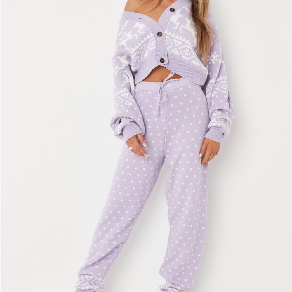 ✨NWOT✨MISSGUIDED lilac co ord reindeer repeat knit set